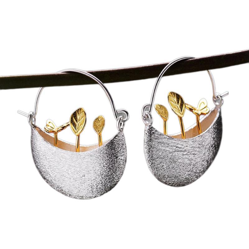 Zarte handwerkliche Ohrring