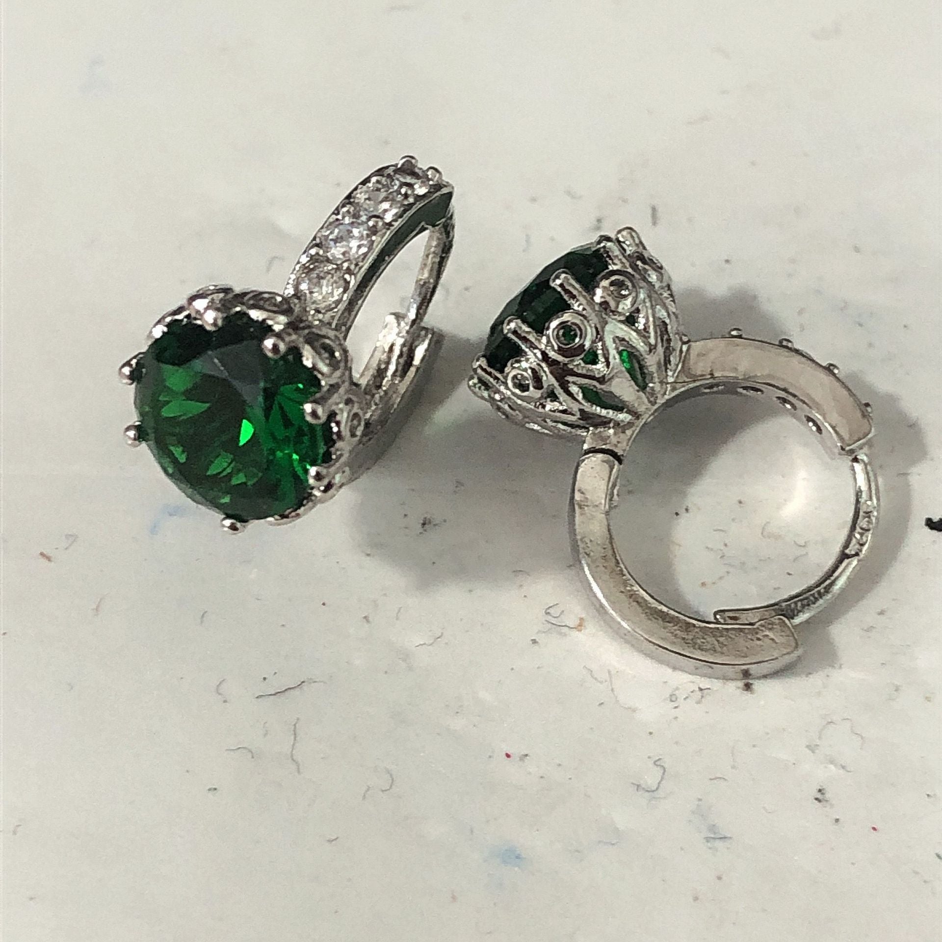 Atemberaubende Ohrring für den Alltag