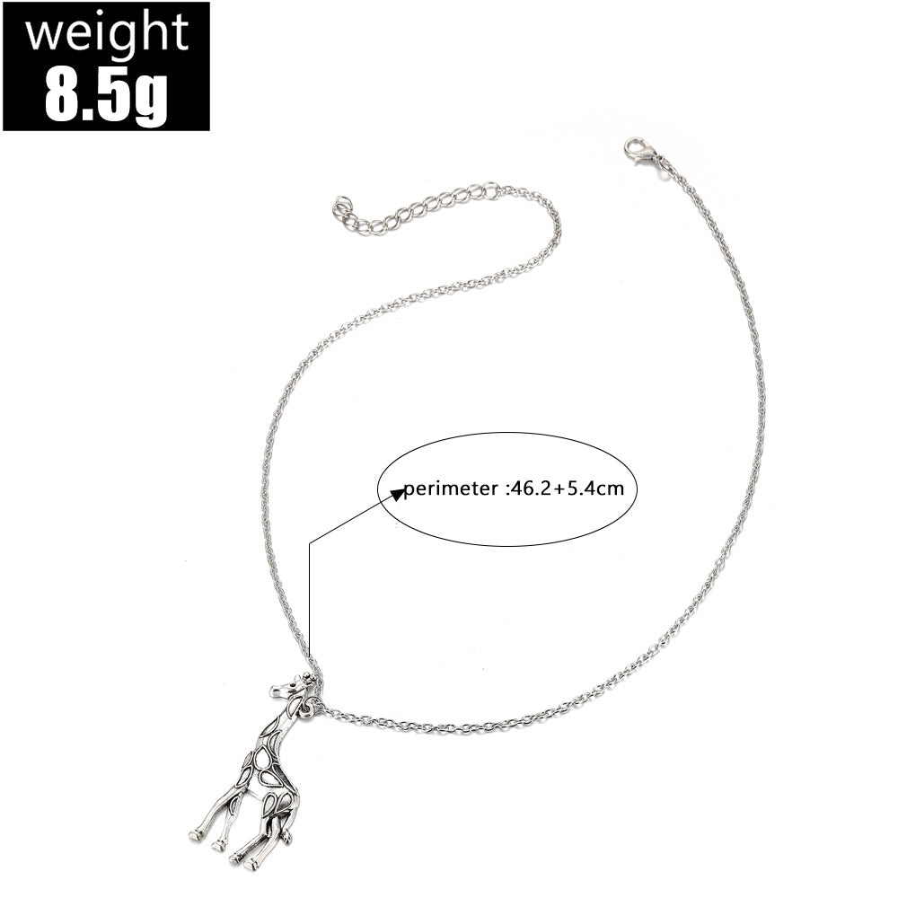 Zarte handwerkliche Halskette