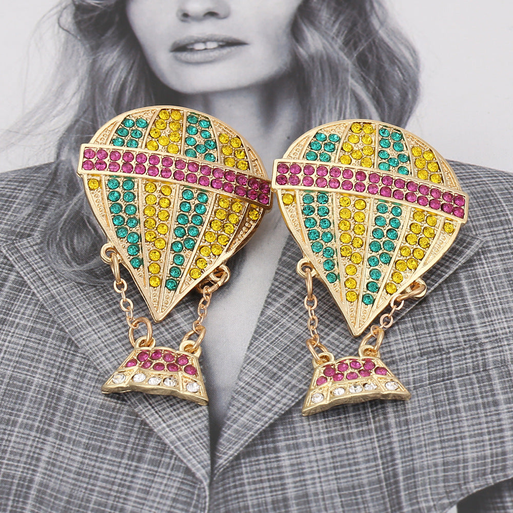 Atemberaubende Ohrring für den Alltag