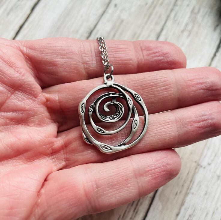 Elegante Halskette für jeden Anlass