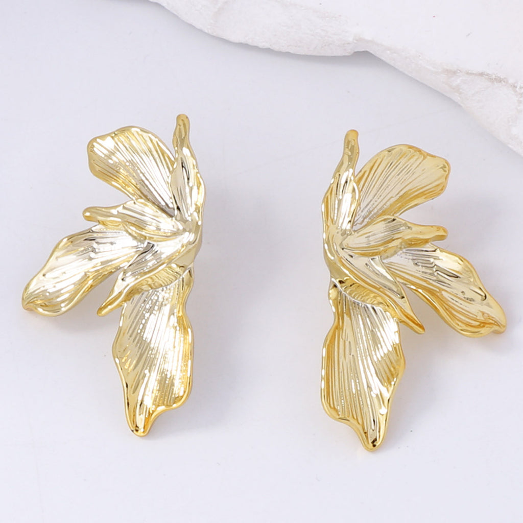 Atemberaubende Ohrring für den Alltag