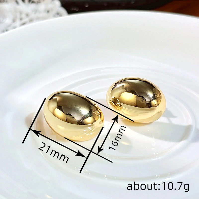 Atemberaubende Ohrring für den Alltag