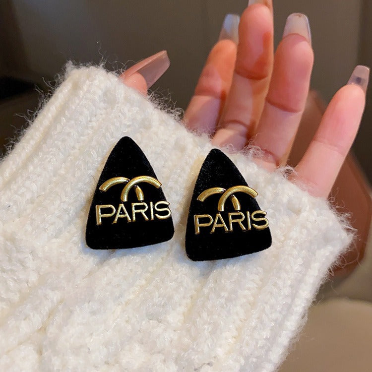 Atemberaubende Ohrring für den Alltag