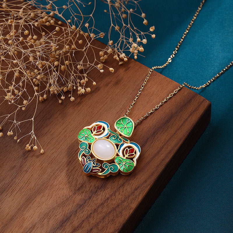 Zarte handwerkliche Halskette