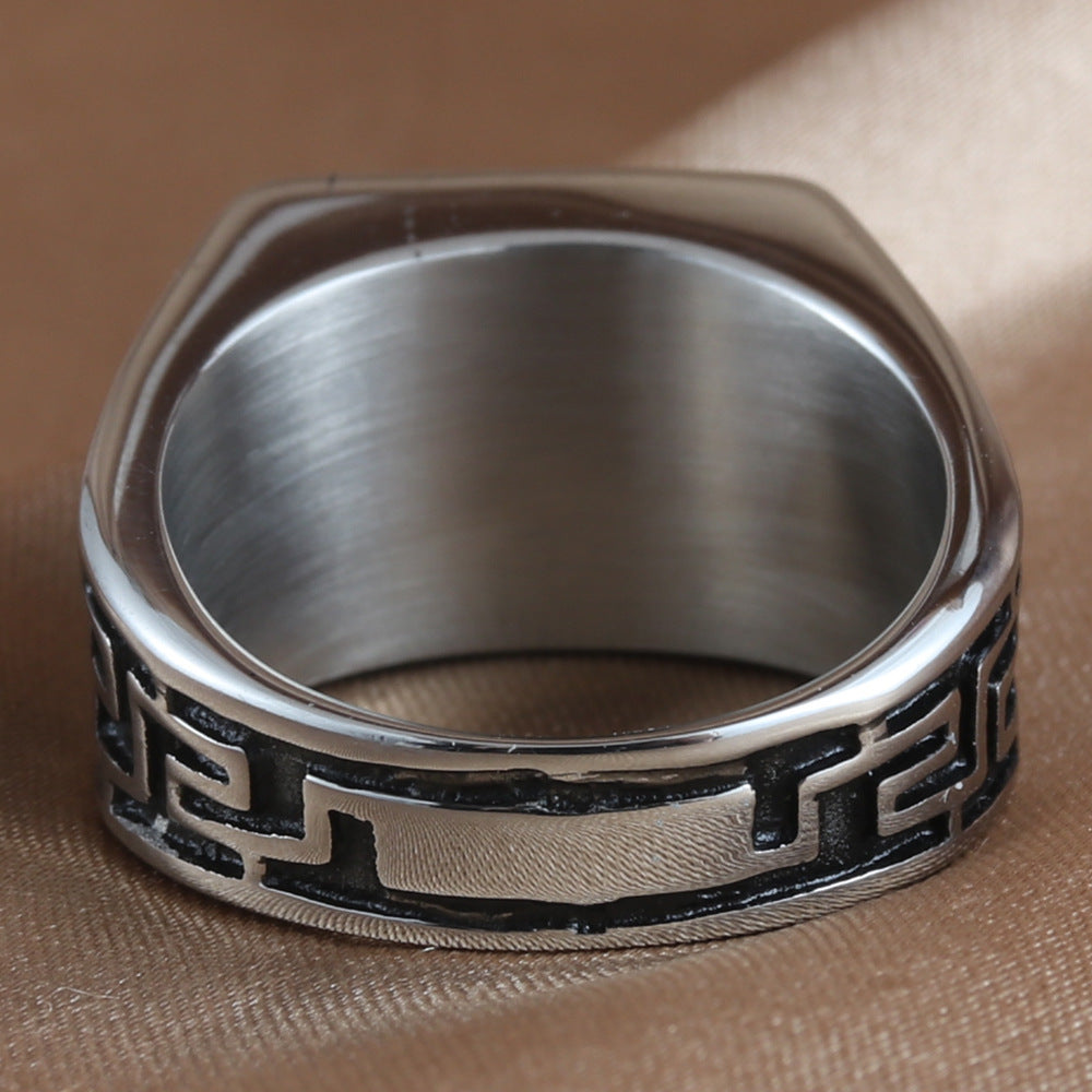 Klassische Ring mit zeitloser Eleganz