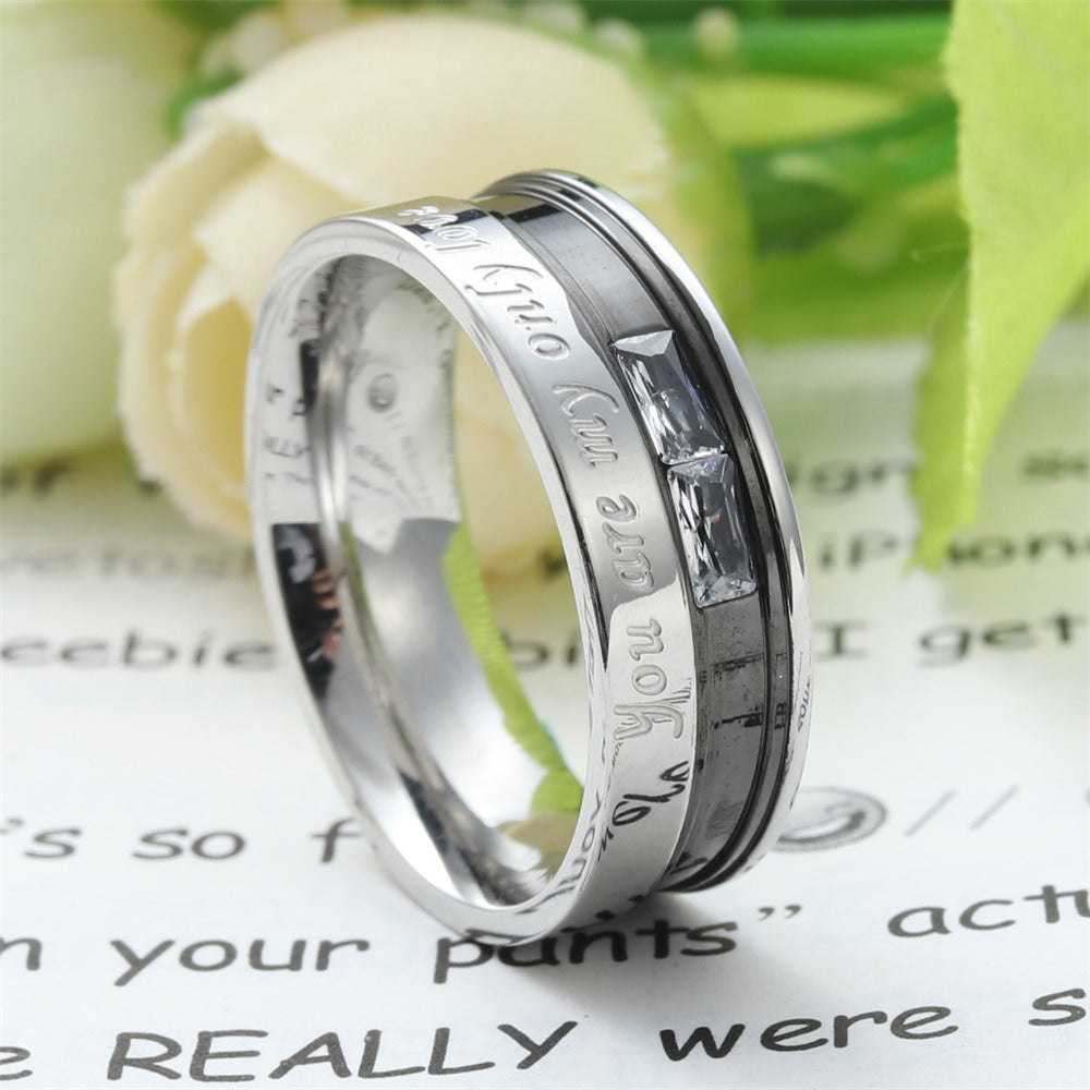 Zarte handwerkliche Ring