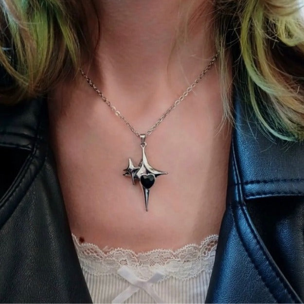 Zarte handwerkliche Halskette