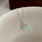 Schöne Halskette mit einzigartigem Stil