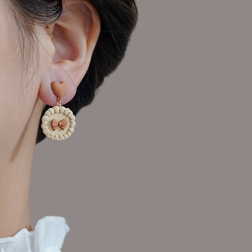 Atemberaubende Ohrring für den Alltag