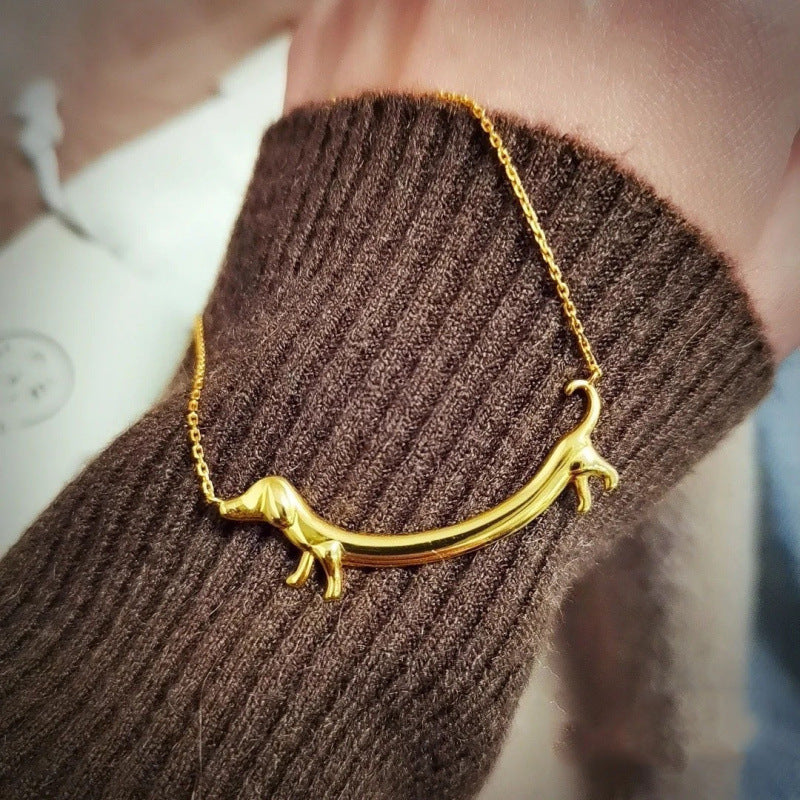 Schöne Halskette mit einzigartigem Stil