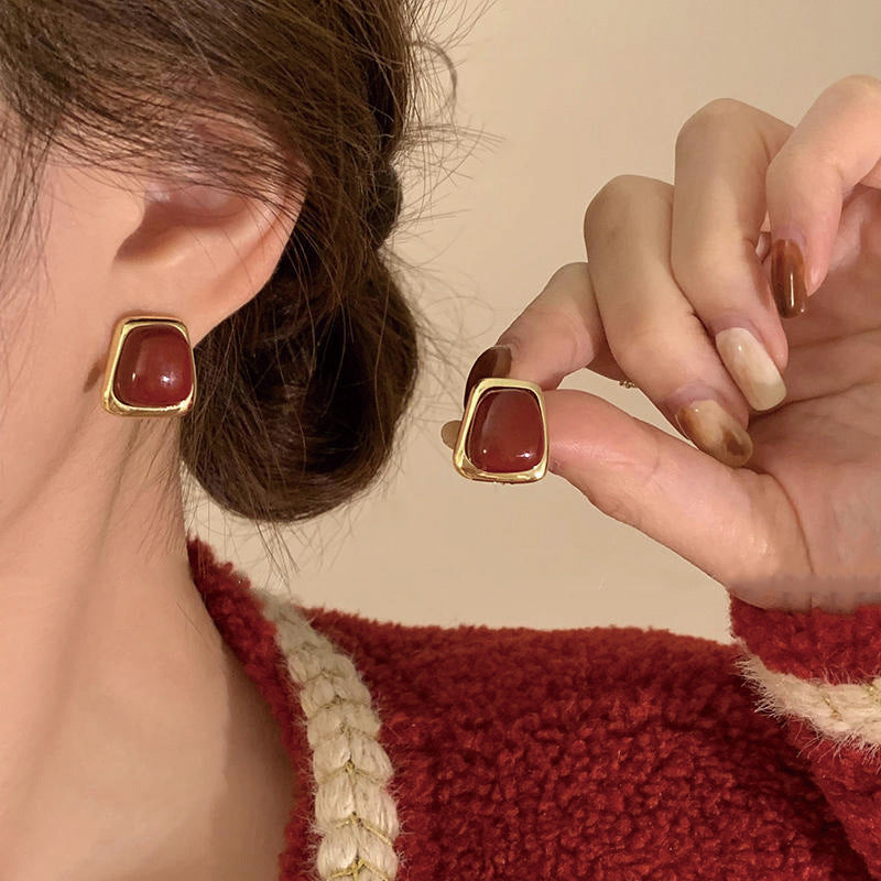 Atemberaubende Ohrring für den Alltag