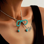 Schöne Halskette mit einzigartigem Stil