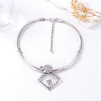 Zarte handwerkliche Halskette