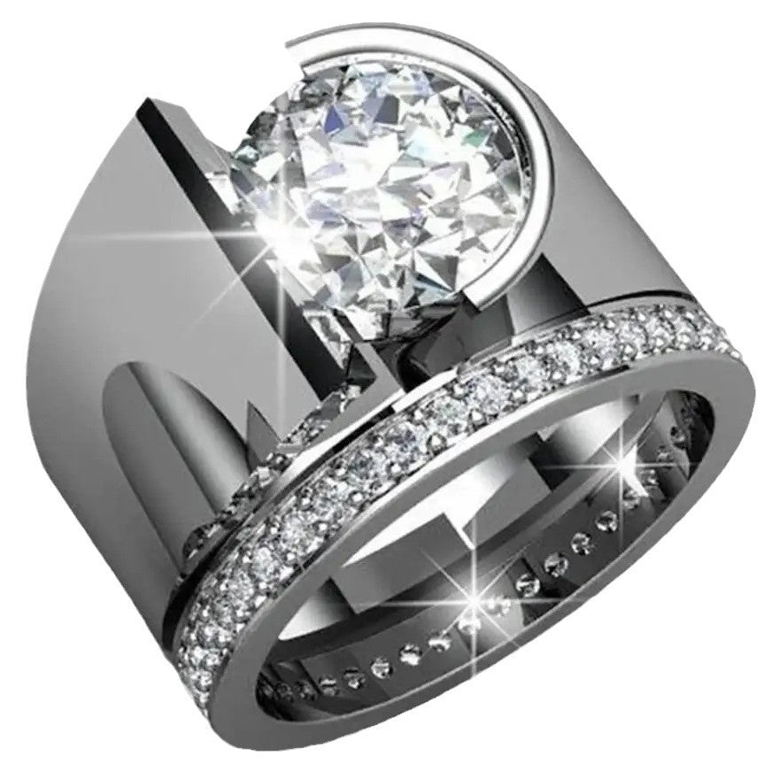 Zarte handwerkliche Ring