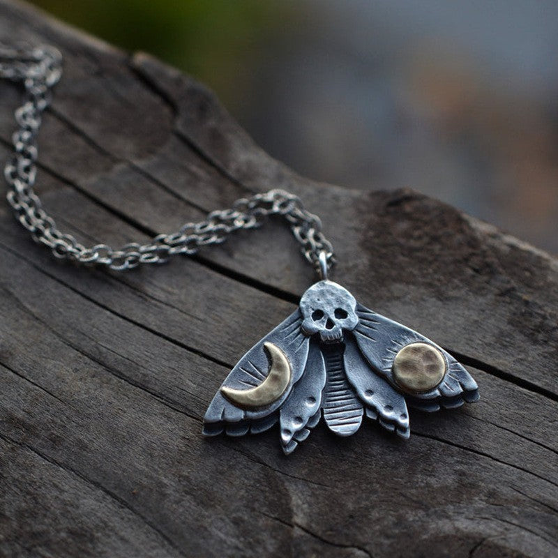 Schöne Halskette mit einzigartigem Stil