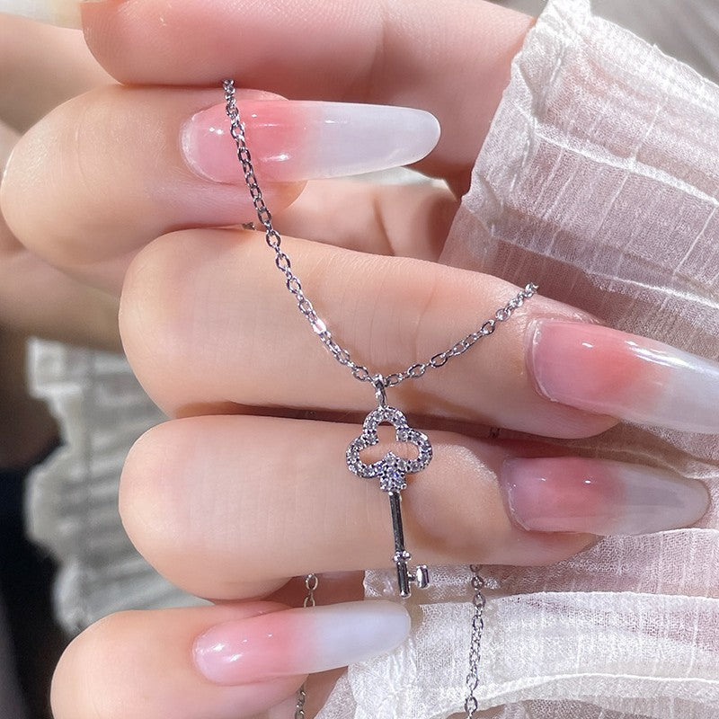 Atemberaubende Halskette für den Alltag