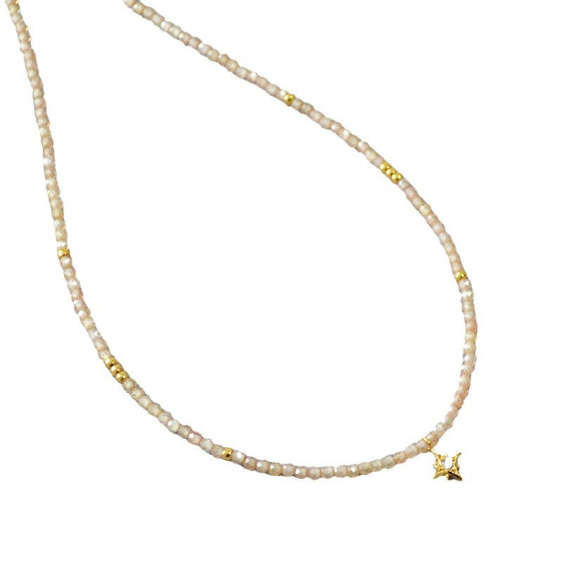 Zarte handwerkliche Halskette