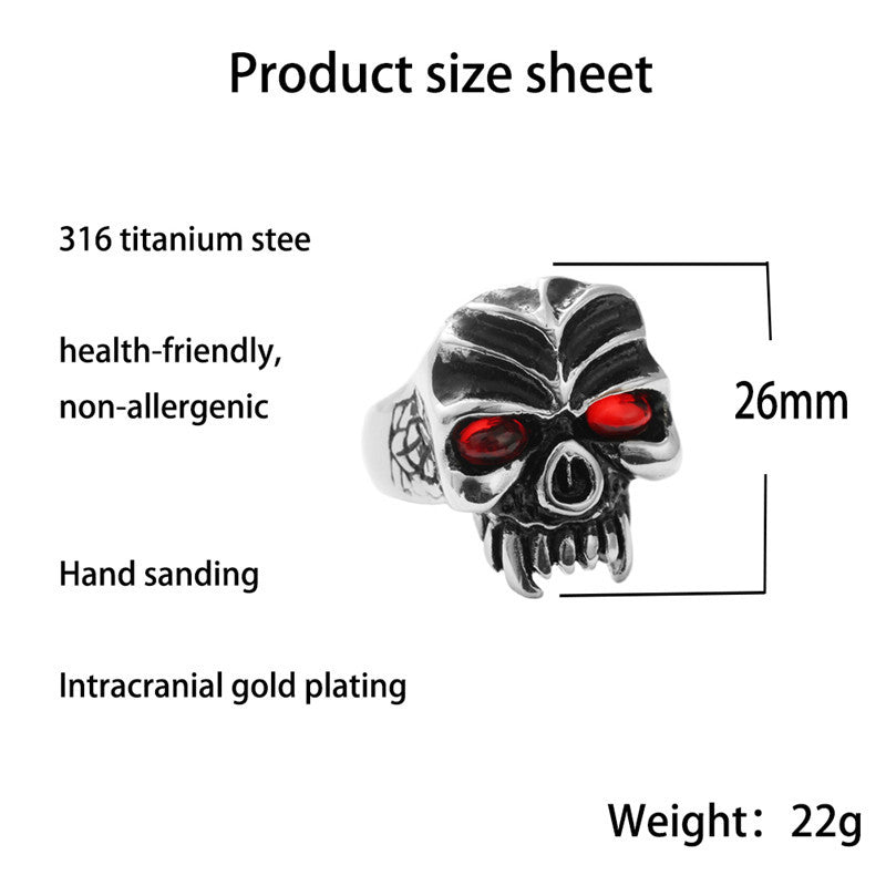 Zarte handwerkliche Ring