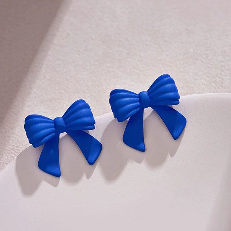 Atemberaubende Ohrring für den Alltag