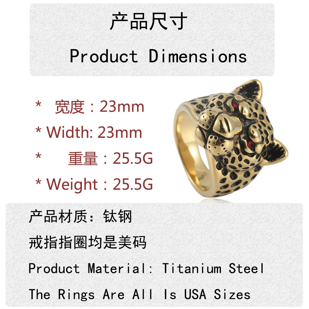 Zarte handwerkliche Ring