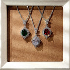 Zarte handwerkliche Halskette