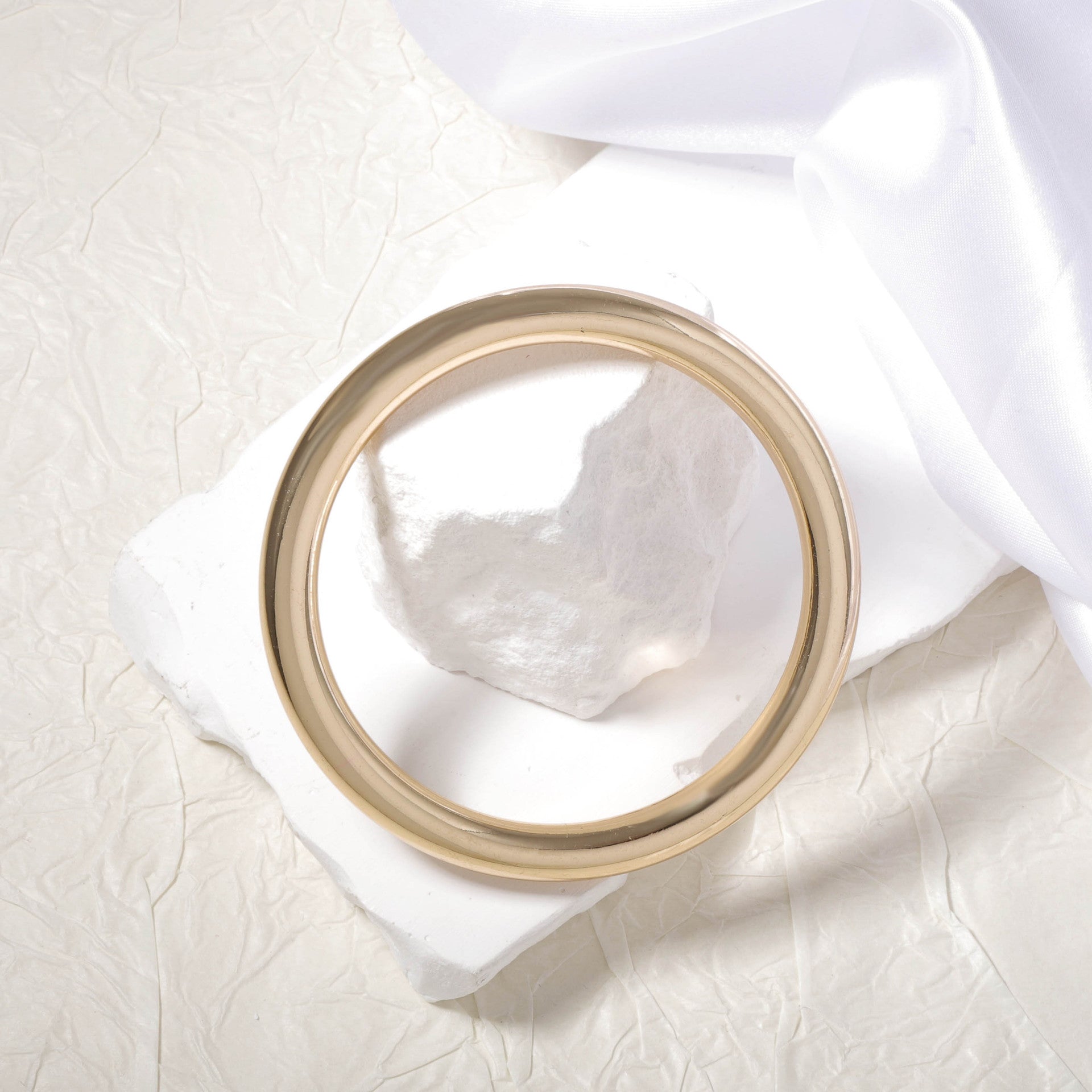 Schöne Armband mit einzigartigem Stil