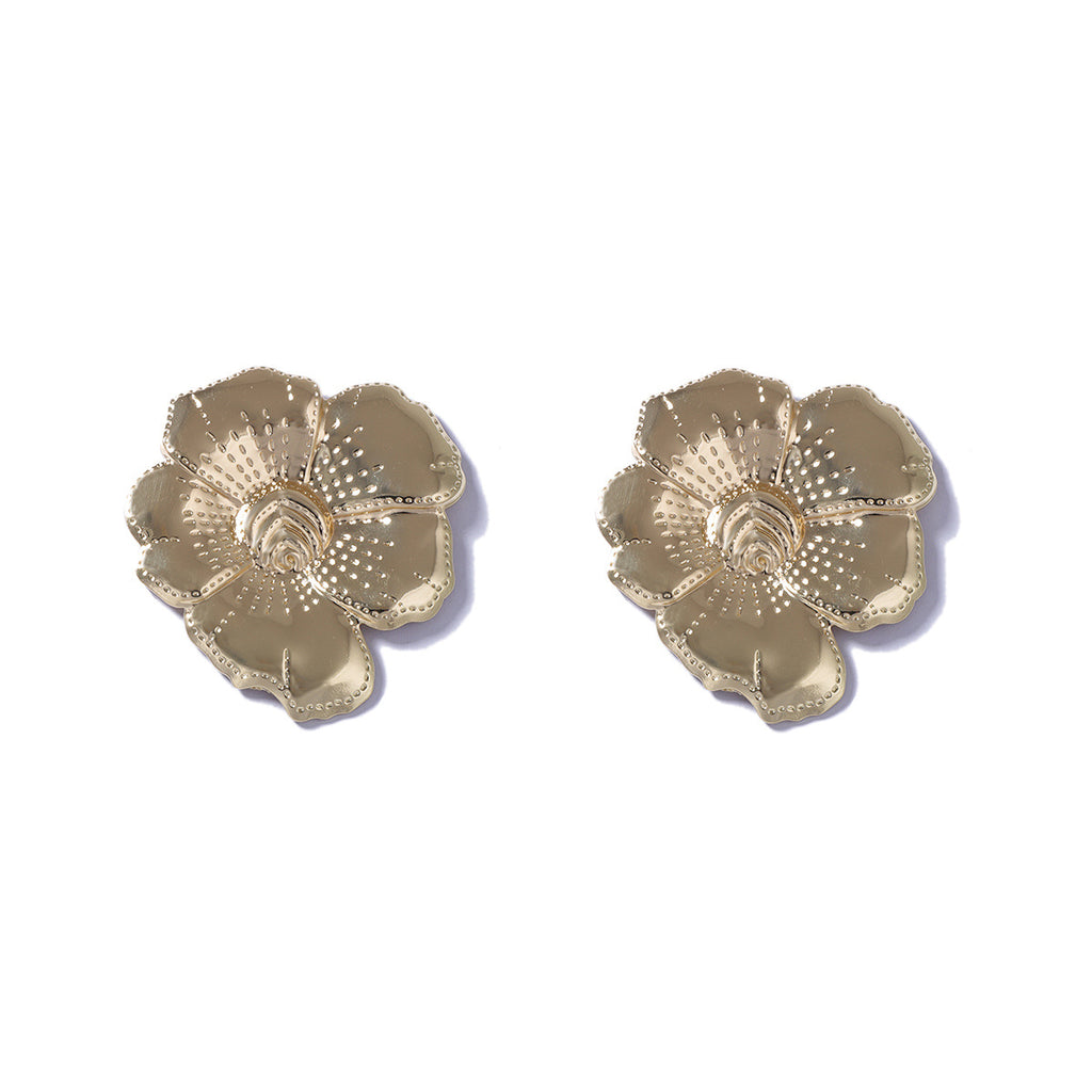 Atemberaubende Ohrring für den Alltag