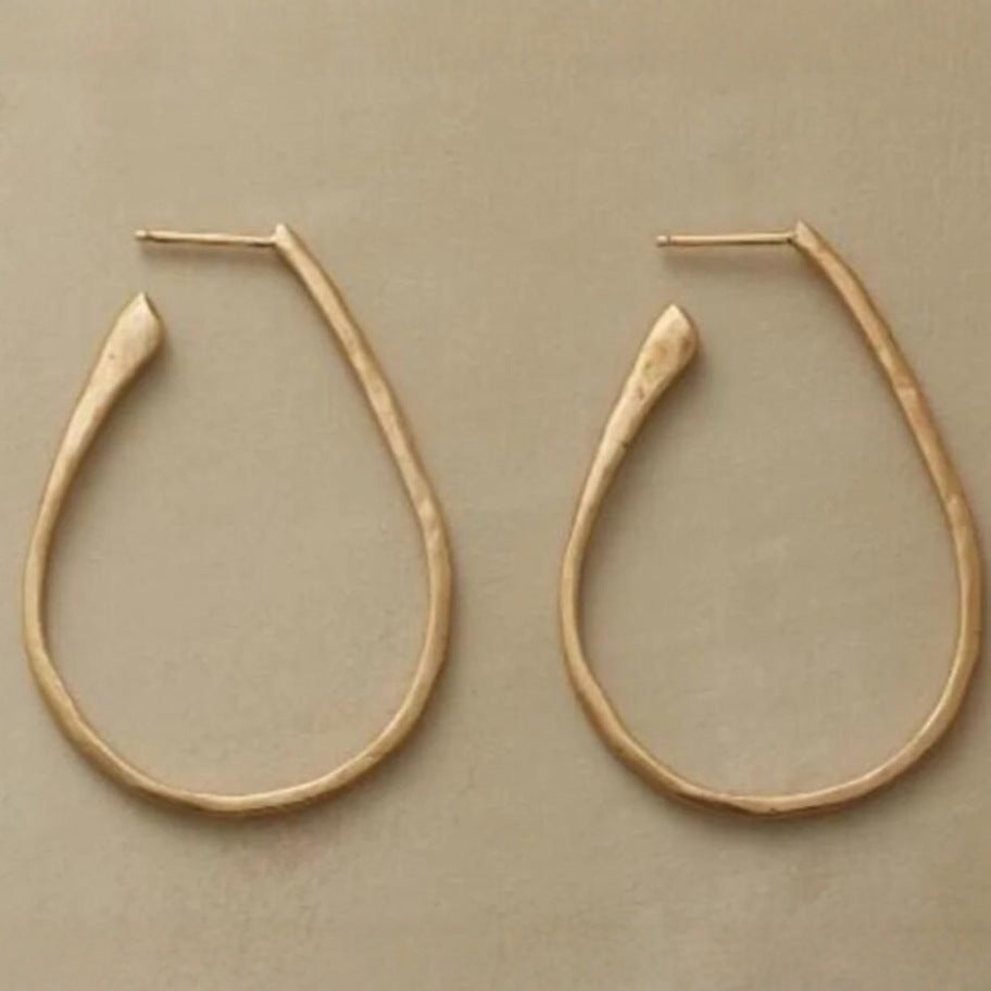 Atemberaubende Ohrring für den Alltag