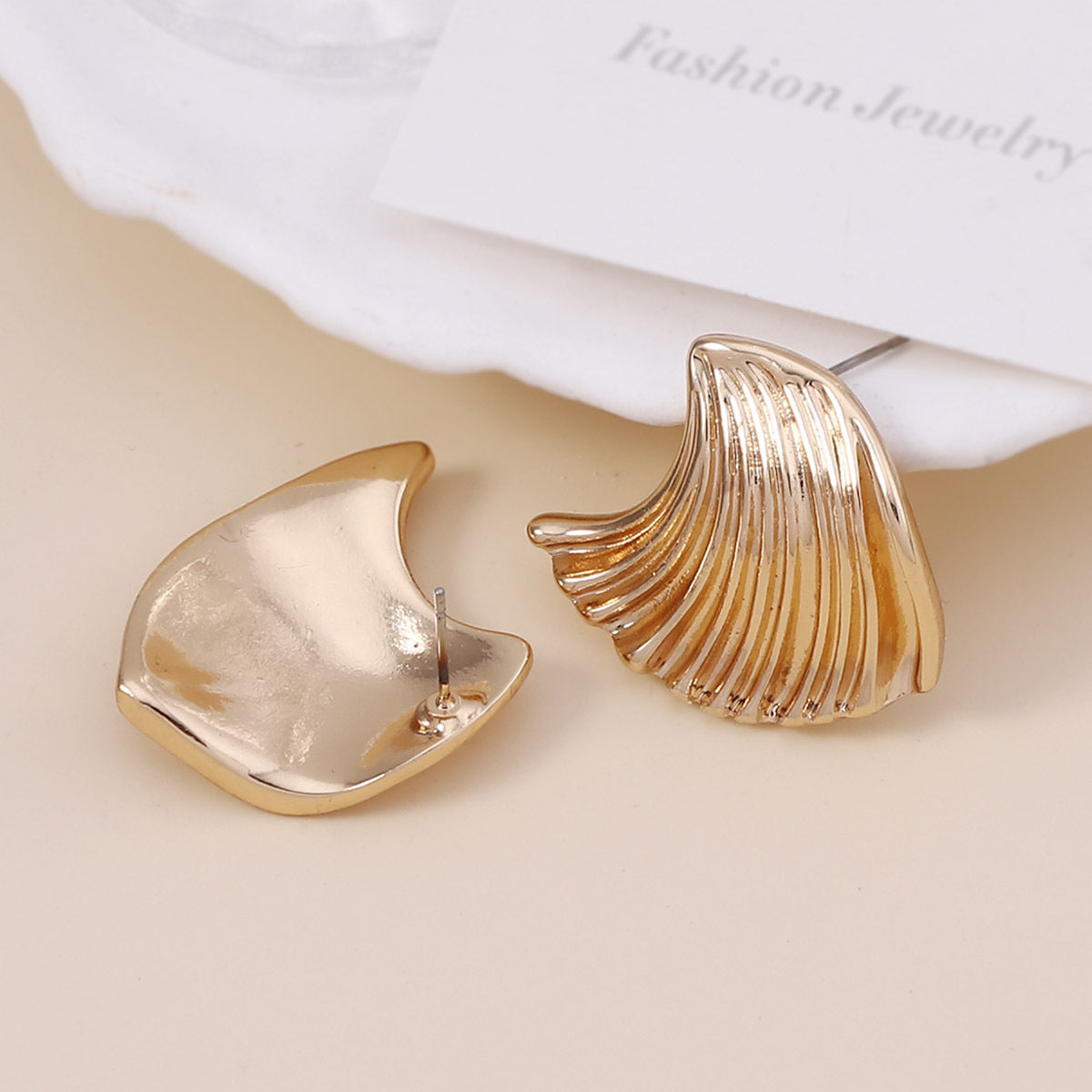 Atemberaubende Ohrring für den Alltag