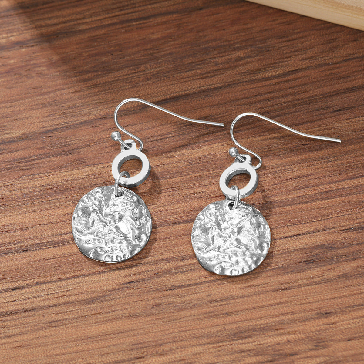 Atemberaubende Ohrring für den Alltag