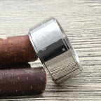 Zarte handwerkliche Ring