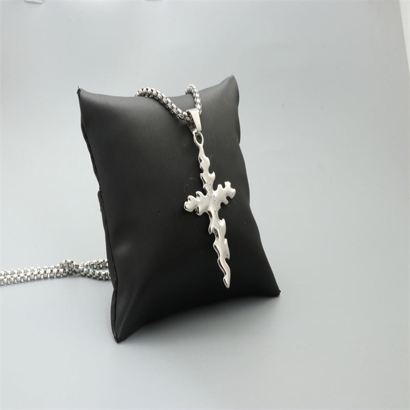 Zarte handwerkliche Halskette