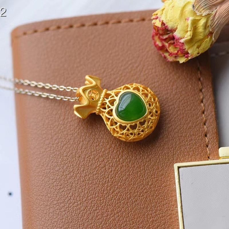 Schöne Silber Halskette mit einzigartigem Stil