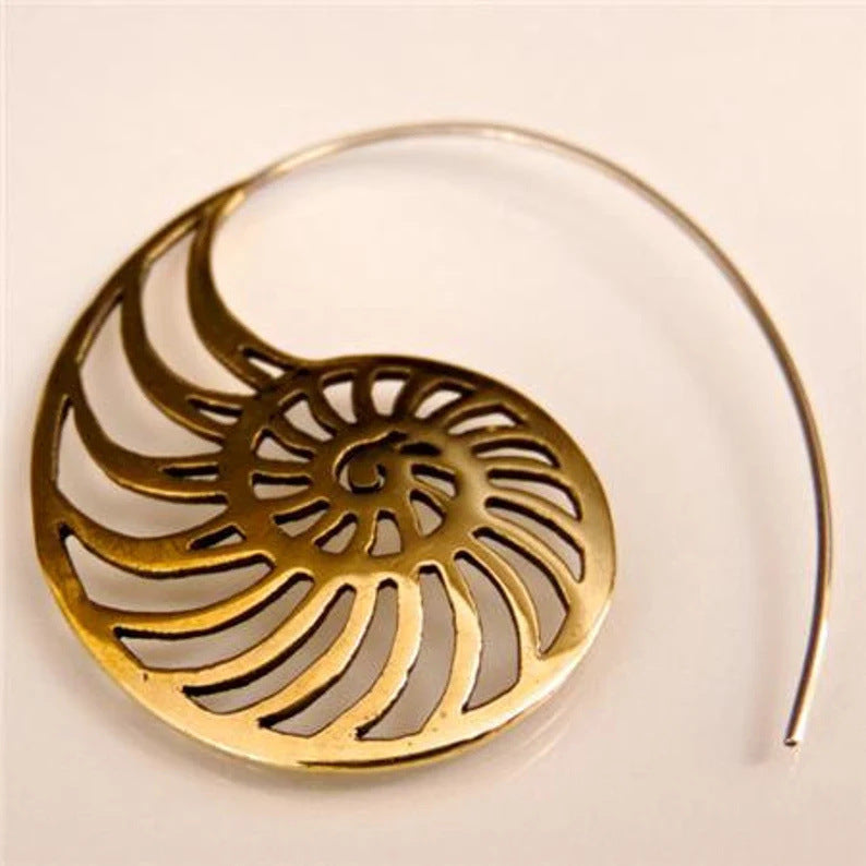 Atemberaubende Ohrring für den Alltag