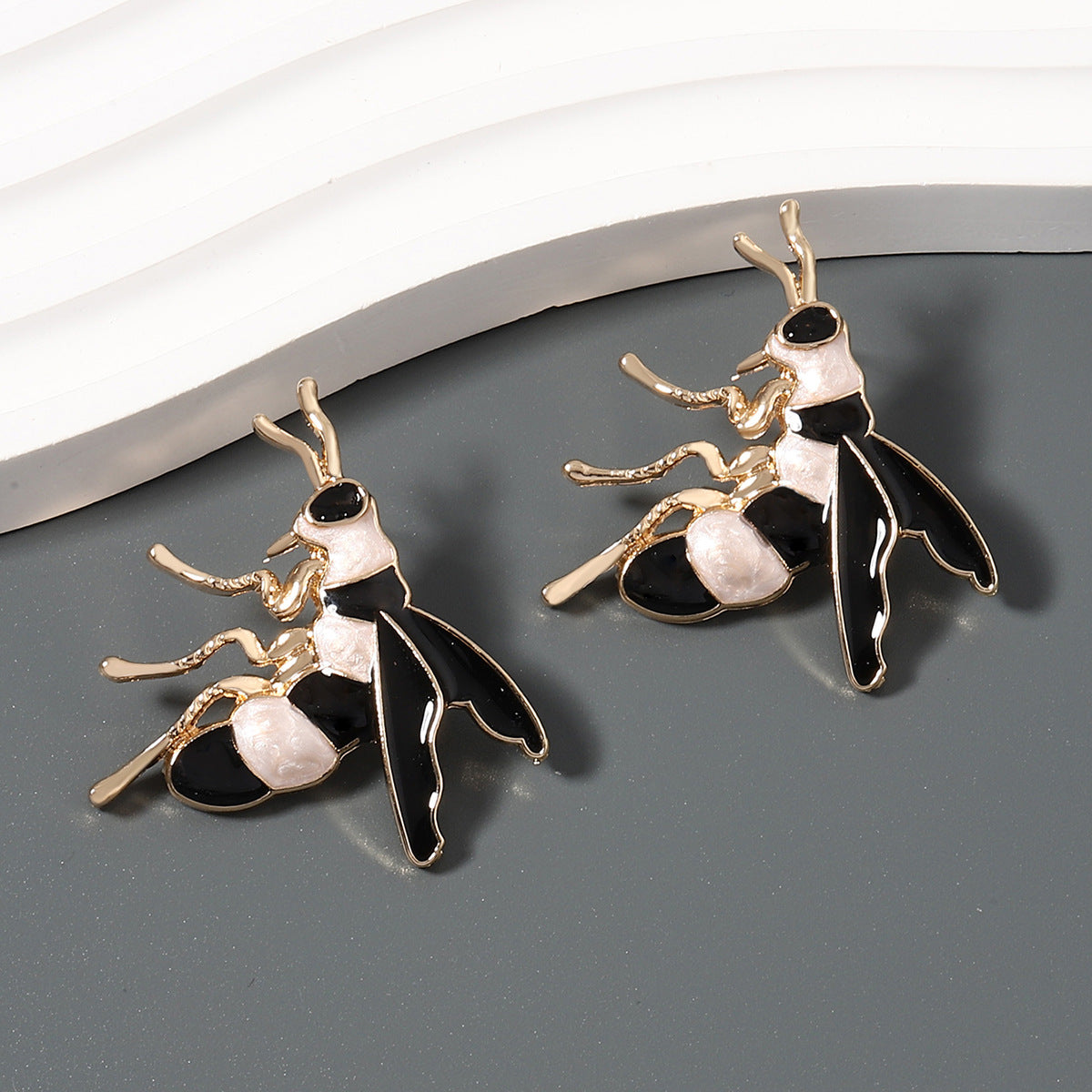 Atemberaubende Ohrring für den Alltag