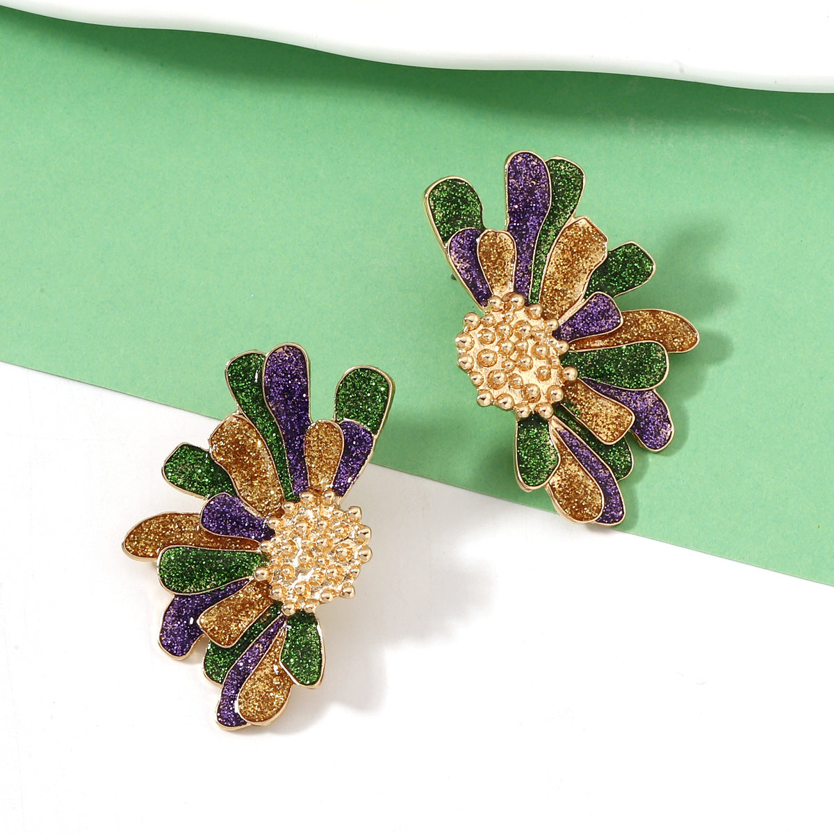 Atemberaubende Ohrring für den Alltag