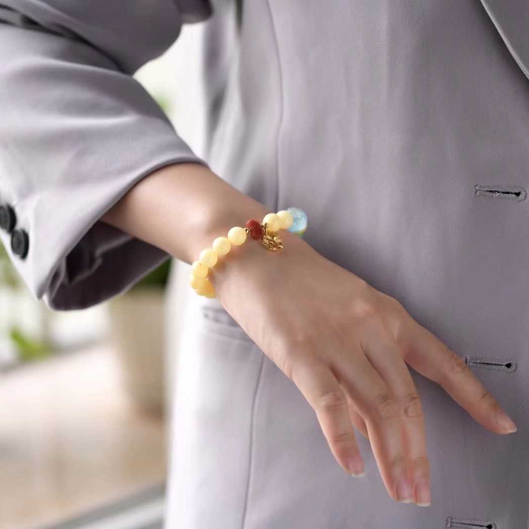 Klassische Gold Armband mit zeitloser Eleganz