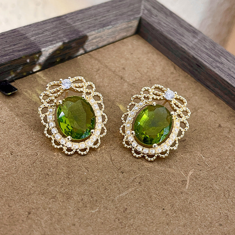 Atemberaubende Ohrring für den Alltag