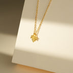 Schöne Halskette mit einzigartigem Stil