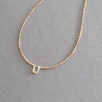 Schöne Halskette mit einzigartigem Stil