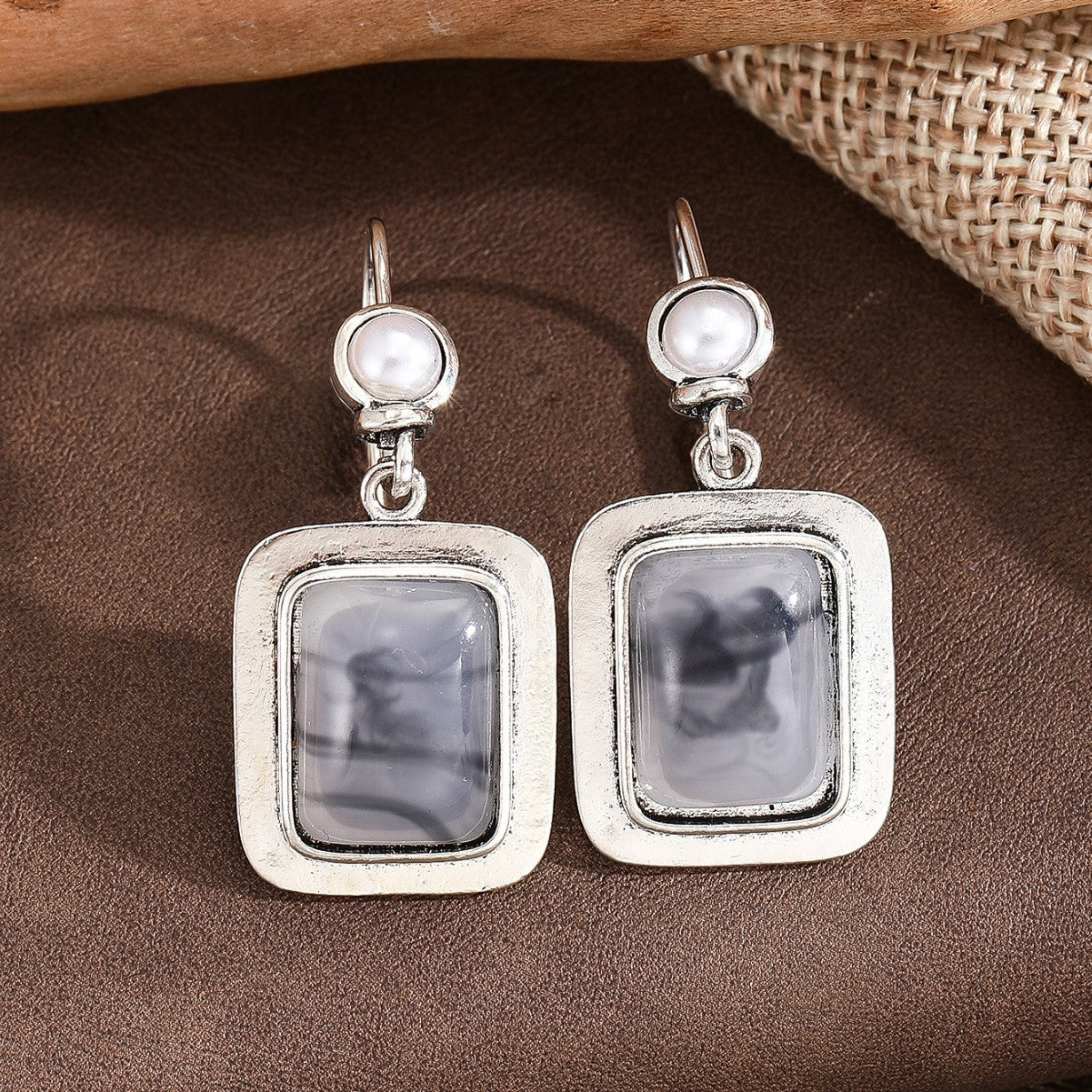 Atemberaubende Ohrring für den Alltag