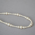 Schöne Halskette mit einzigartigem Stil