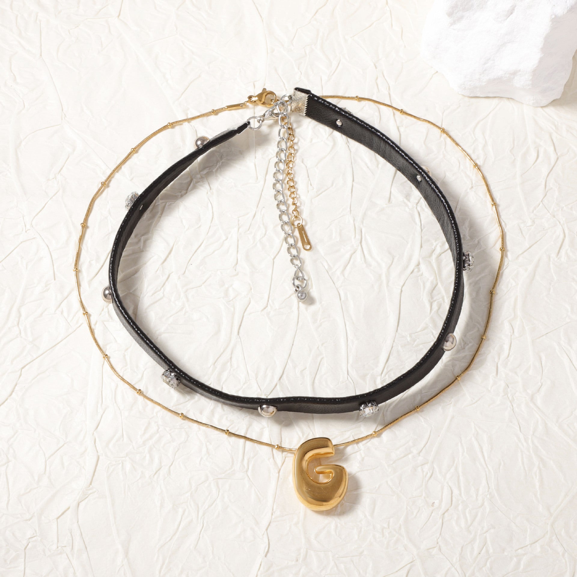 Zarte handwerkliche Halskette