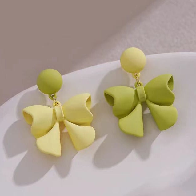 Atemberaubende Ohrring für den Alltag