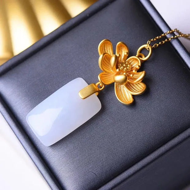 Schöne Silber Halskette mit einzigartigem Stil