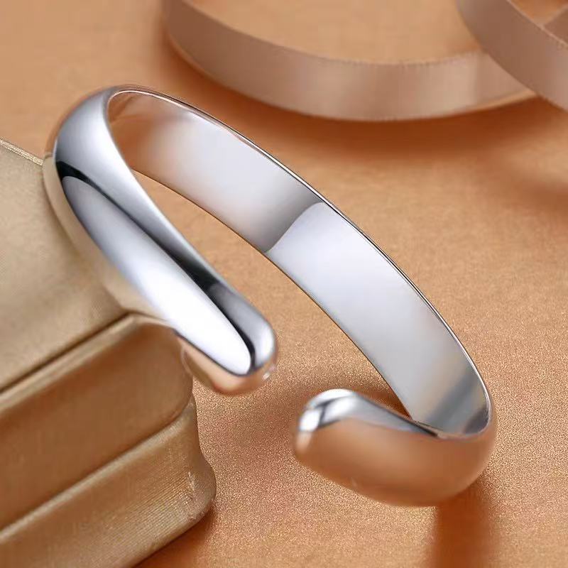Romantische Silber Armband für besondere Momente