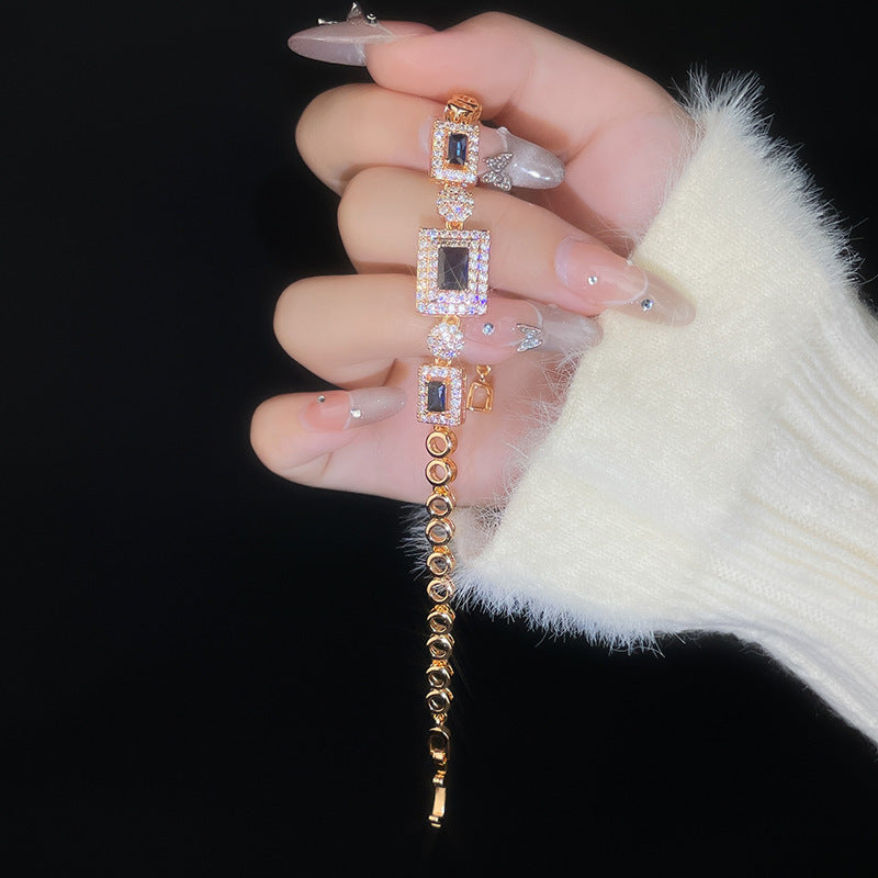 Zarte handwerkliche Armband