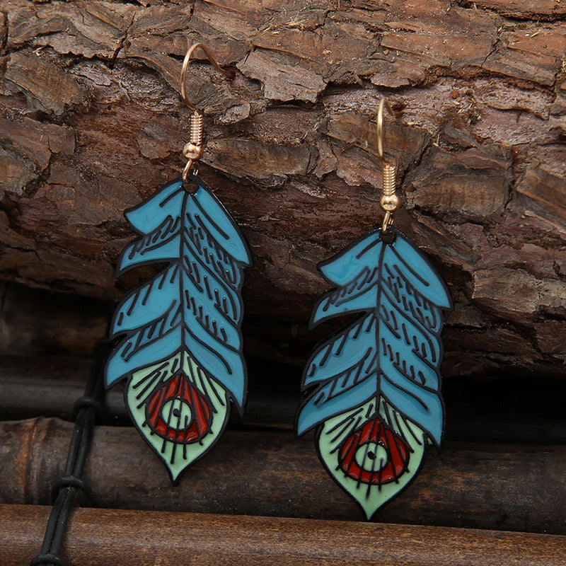 Zarte handwerkliche Ohrring