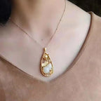 Zarte handwerkliche Halskette